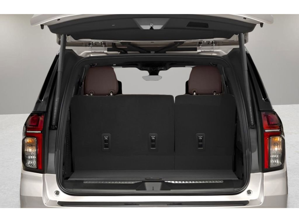 Certified 2024 Chevrolet Tahoe High Country AWD/4WD image 15