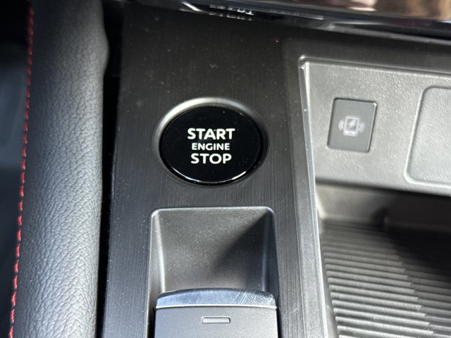 New 2026 Nissan Kicks SR w/ SR Premium Package image 18