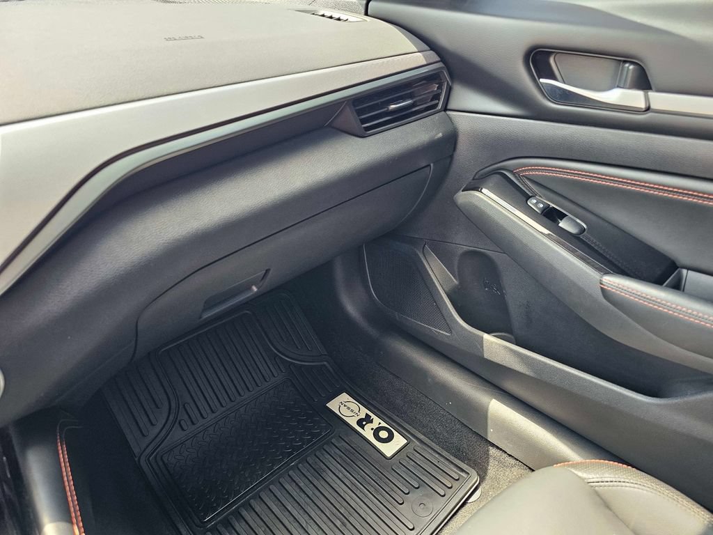 Used 2023 Nissan Altima 2.5 SR FWD image 26