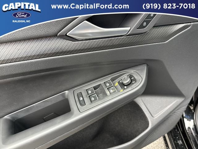 Used 2024 Volkswagen Golf R image 20