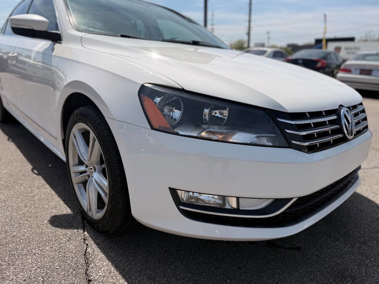 Used 2014 Volkswagen Passat TDI SE FWD image 11