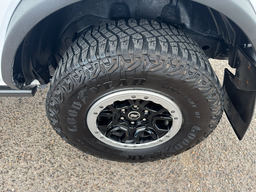 Used 2023 Ford Bronco Black Diamond w/ Sasquatch Package image 31