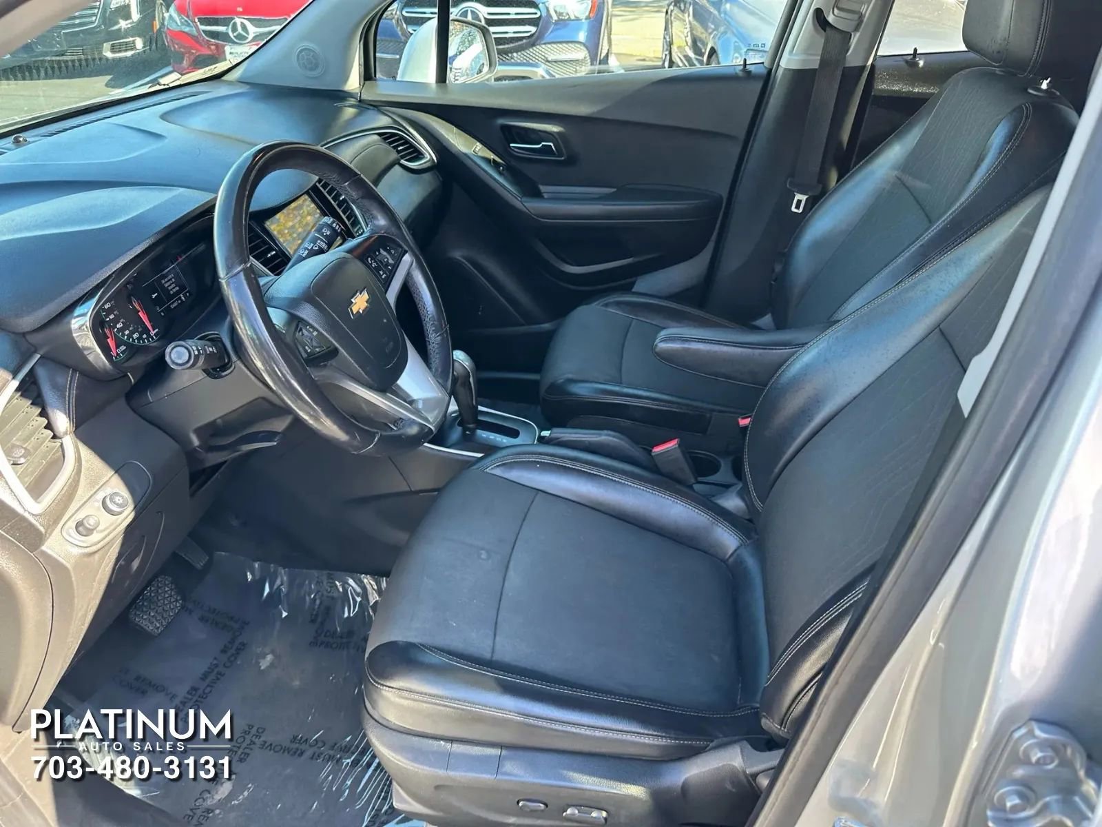 Used 2019 Chevrolet Trax LT w/ LT Convenience Package image 13