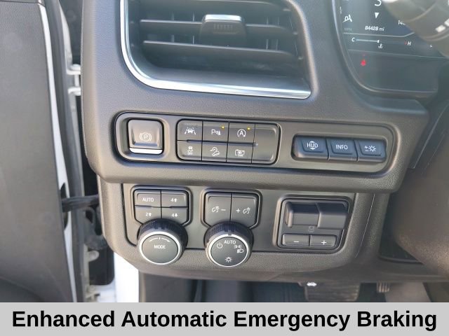 Used 2023 Chevrolet Suburban Premier image 14