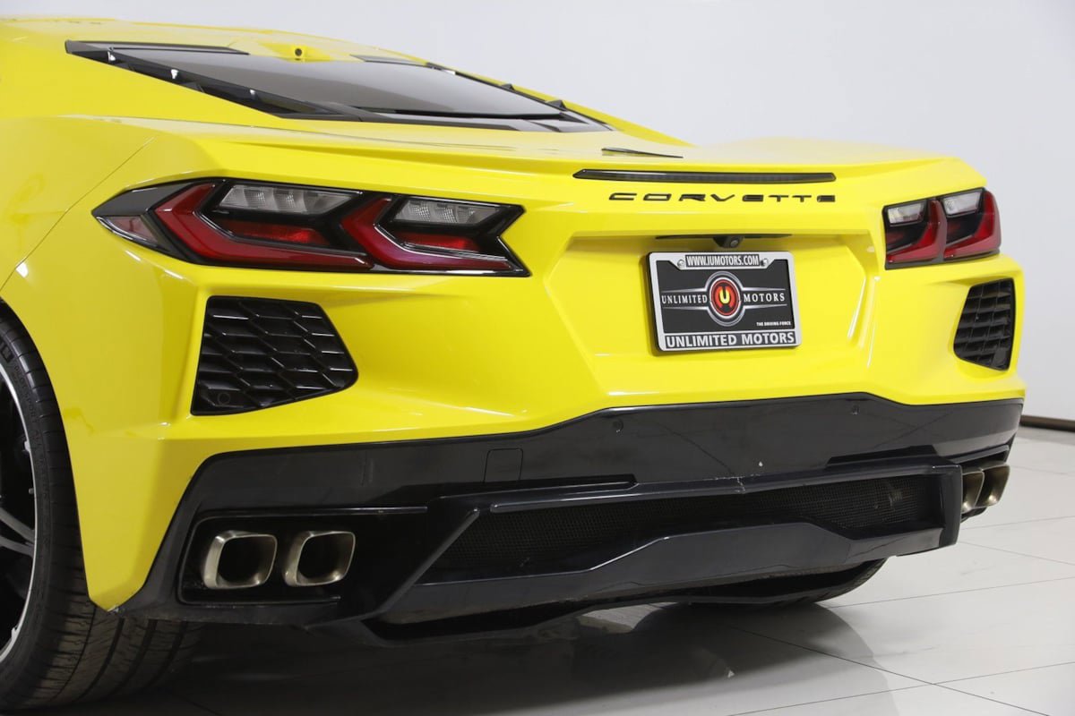 Used 2025 Chevrolet Corvette Stingray Premium Cpe w/ Stealth Interior Trim Package image 32