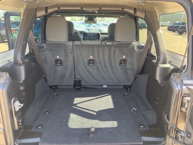 Certified 2025 Jeep Wrangler Unlimited Rubicon AWD/4WD image 27