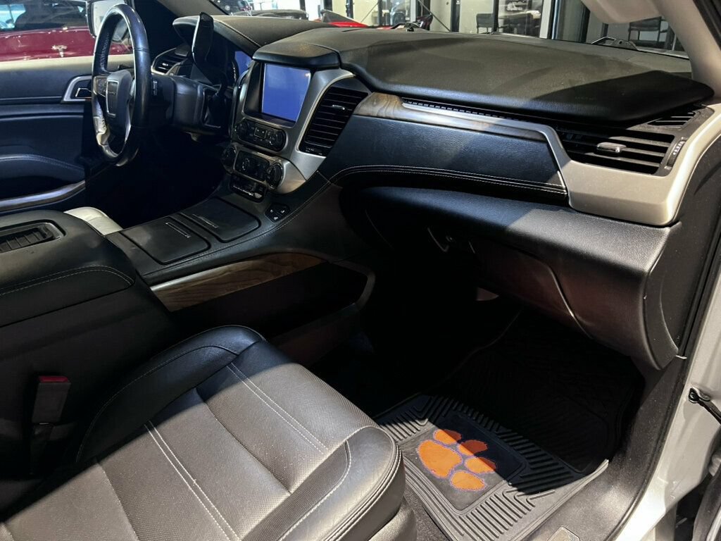 Used 2020 GMC Yukon XL Denali AWD/4WD image 23