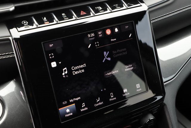 Used 2023 Jeep Grand Cherokee Laredo image 29