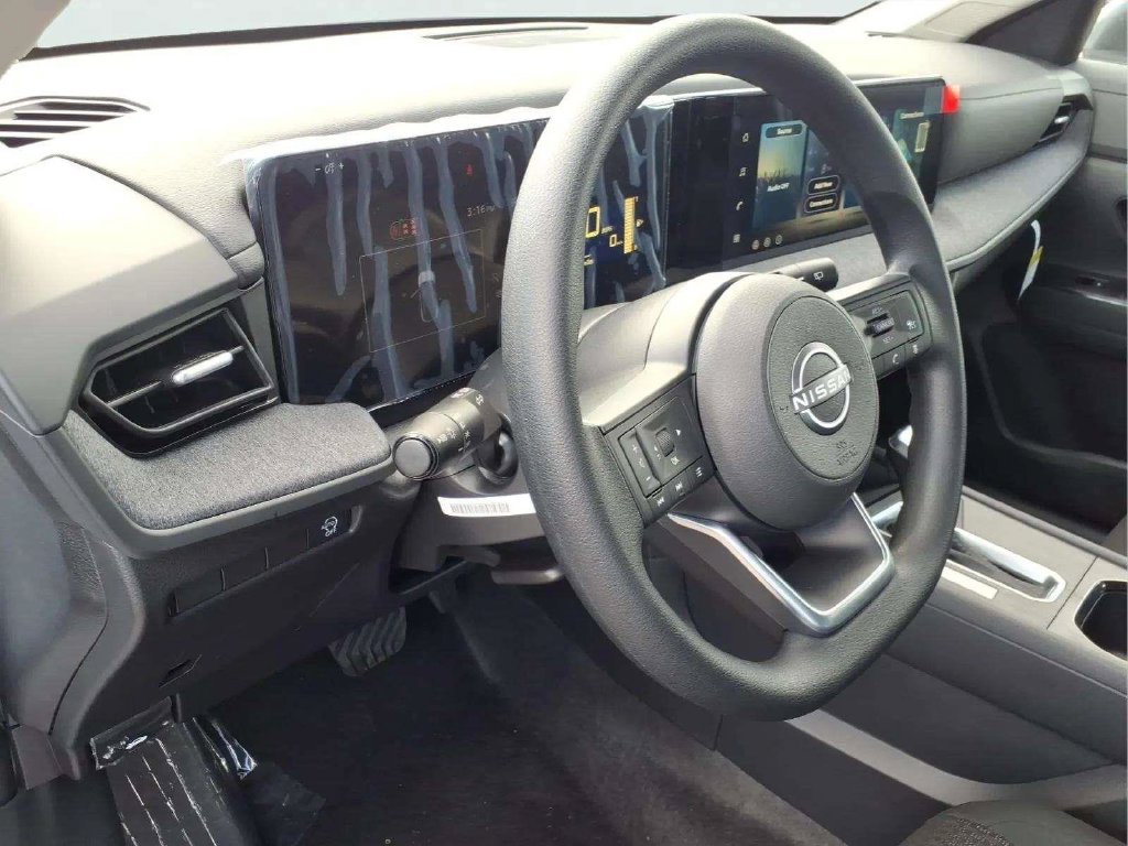 New 2027 Nissan Kicks S FWD image 10