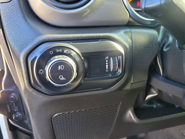 Used 2023 Jeep Gladiator Willys image 20