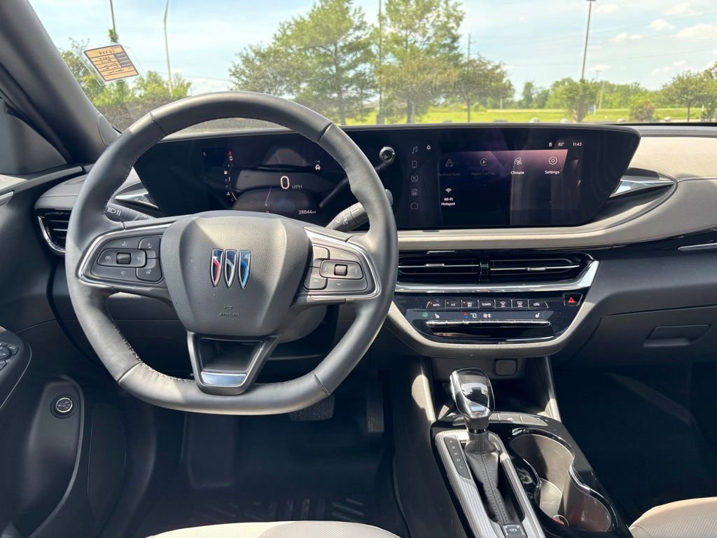 Used 2025 Buick Envista Avenir FWD image 25