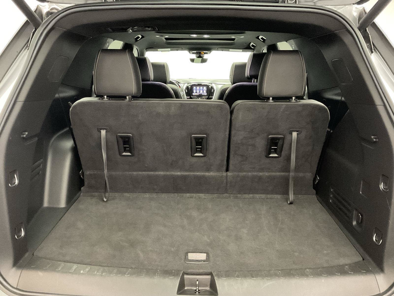 Certified 2023 Chevrolet Traverse Premier w/ LPO, Floor Liner Package FWD image 33