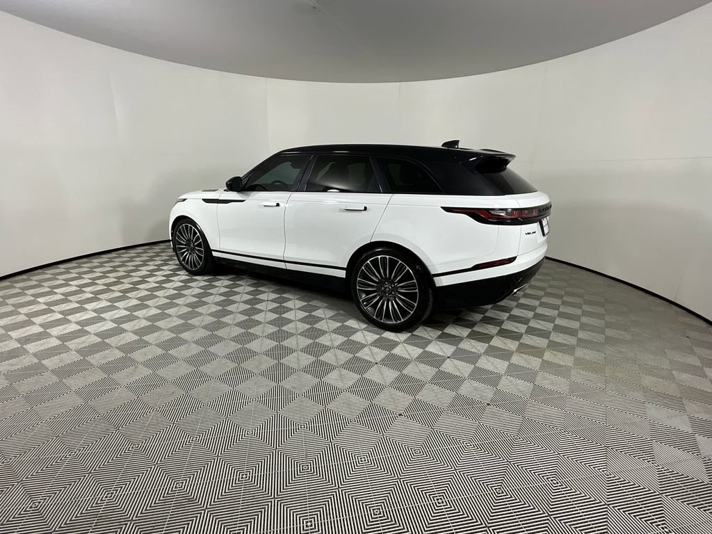 Certified 2023 Land Rover Range Rover Velar R-Dynamic S AWD/4WD image 3