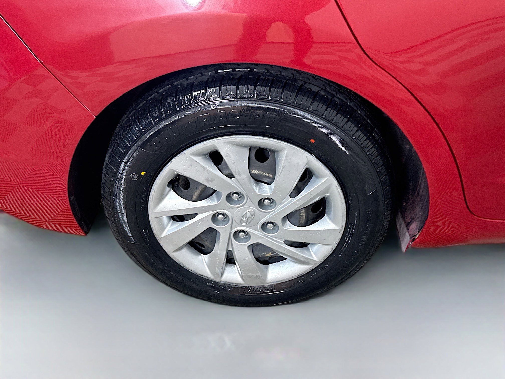 Used 2020 Hyundai Elantra SE image 32