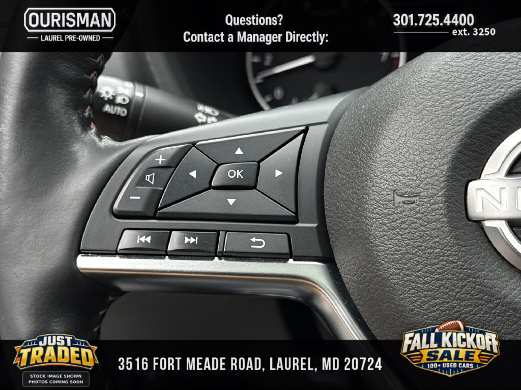 Used 2025 Nissan Sentra SR w/ SR Premium Package FWD image 21