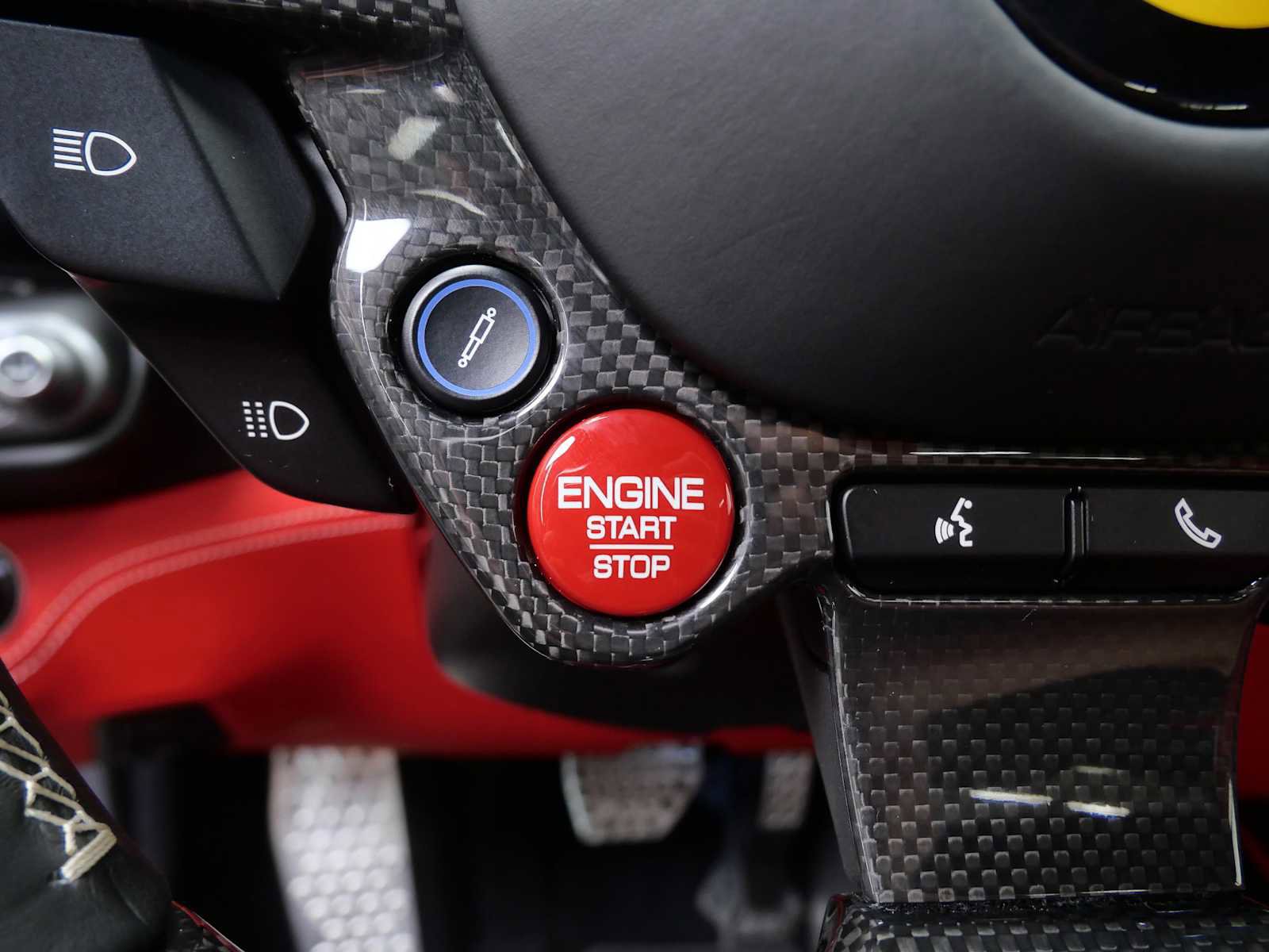 Certified 2023 Ferrari Portofino M image 24