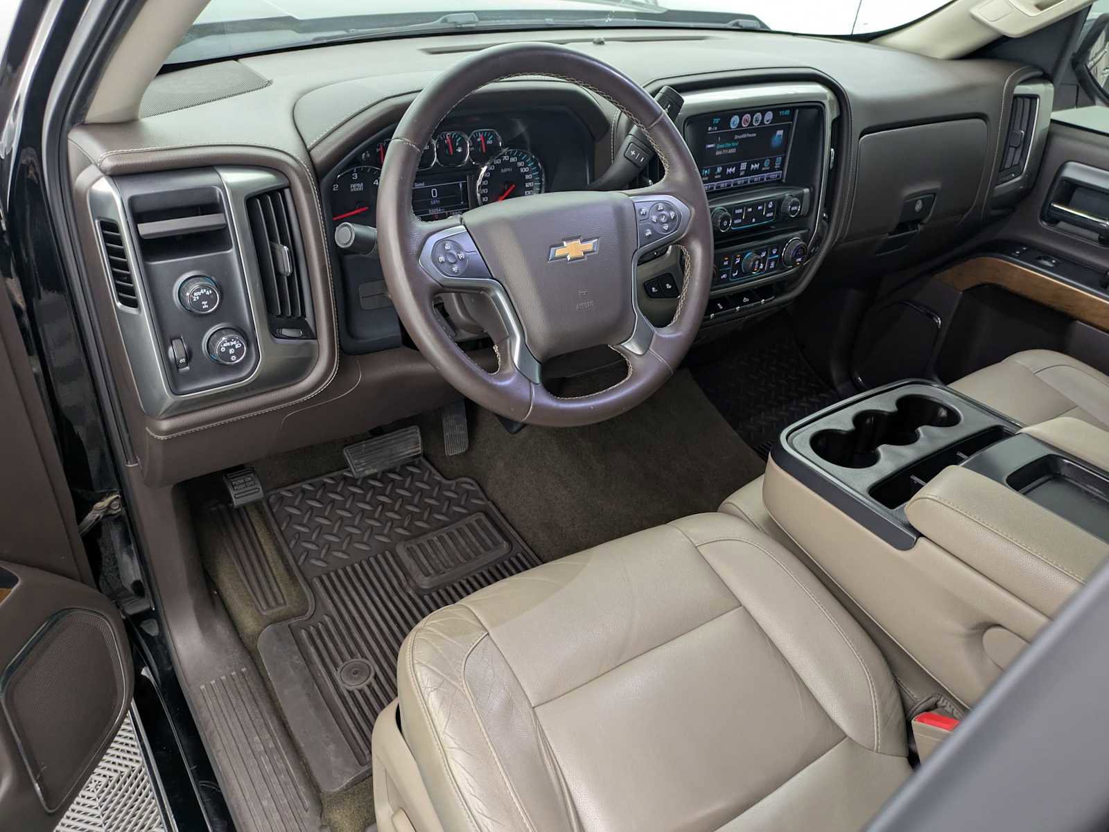 Used 2018 Chevrolet Silverado 1500 LTZ AWD/4WD image 2