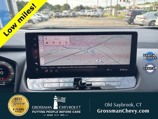 Used 2025 Nissan Rogue SL image 2