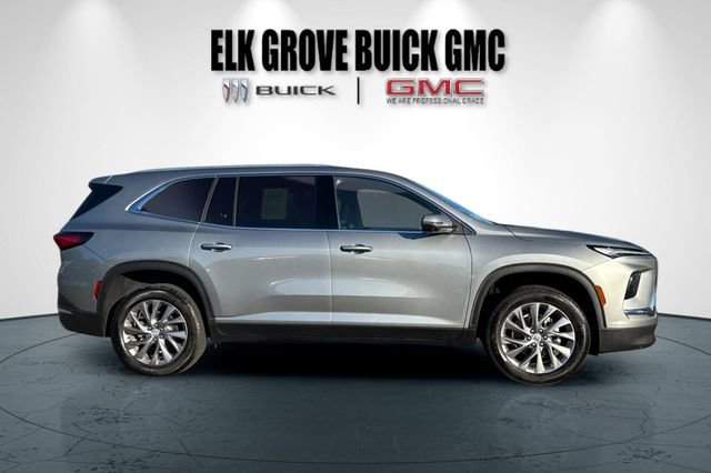 Used 2025 Buick Enclave Preferred image 3