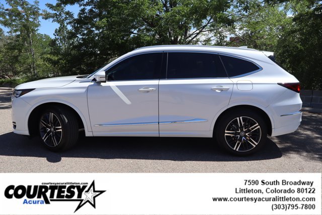 Certified 2026 Acura MDX w/ Advance Package AWD/4WD image 3