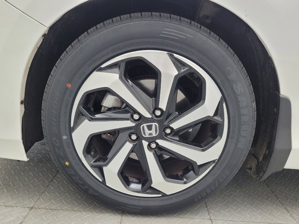Used 2017 Honda Accord EX image 31