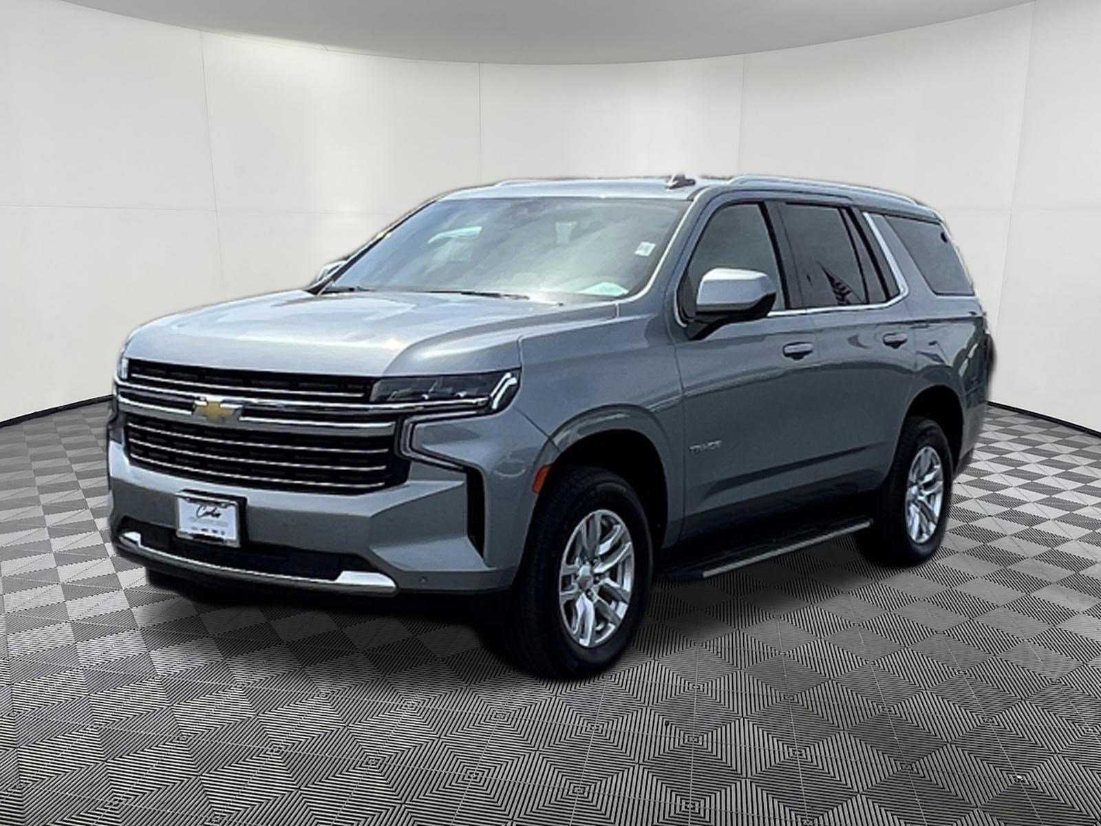 Used 2024 Chevrolet Tahoe LT AWD/4WD image 3