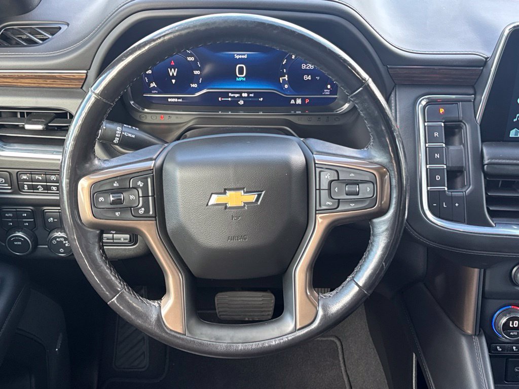 Used 2022 Chevrolet Tahoe High Country w/ Premium Package AWD/4WD image 18