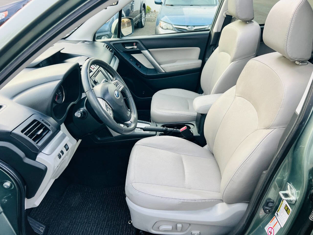 Used 2015 Subaru Forester 2.5i Limited image 14