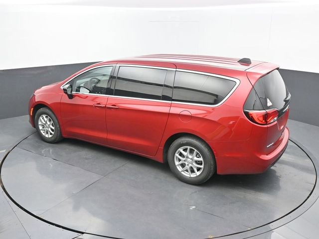 New 2026 Chrysler Voyager LX image 48