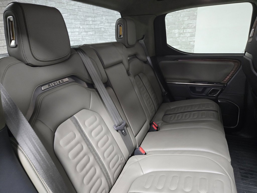 Used 2022 Rivian R1T Adventure image 47