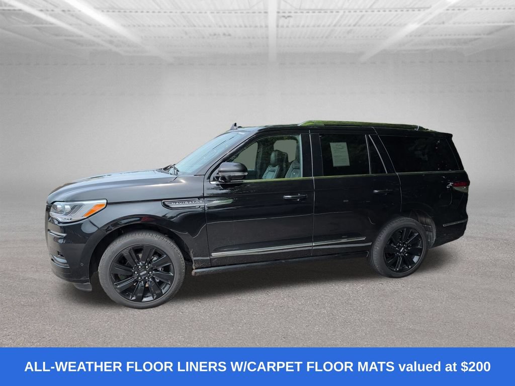 Used 2023 Lincoln Navigator Reserve AWD/4WD image 7