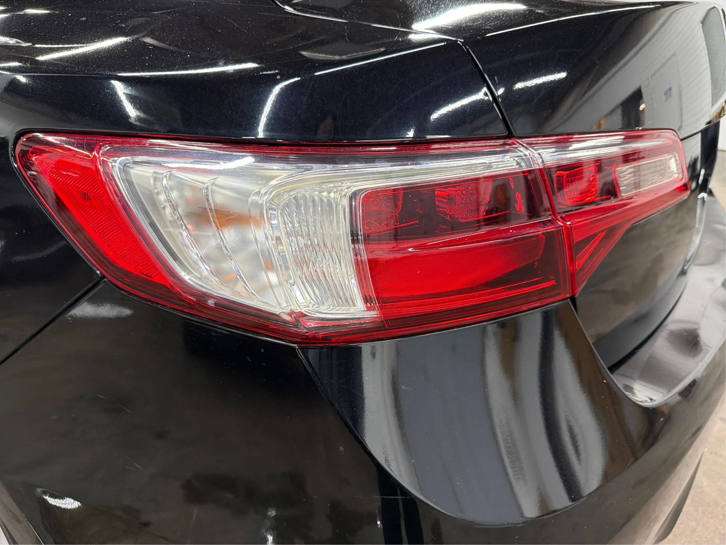 Used 2017 Acura ILX FWD image 41