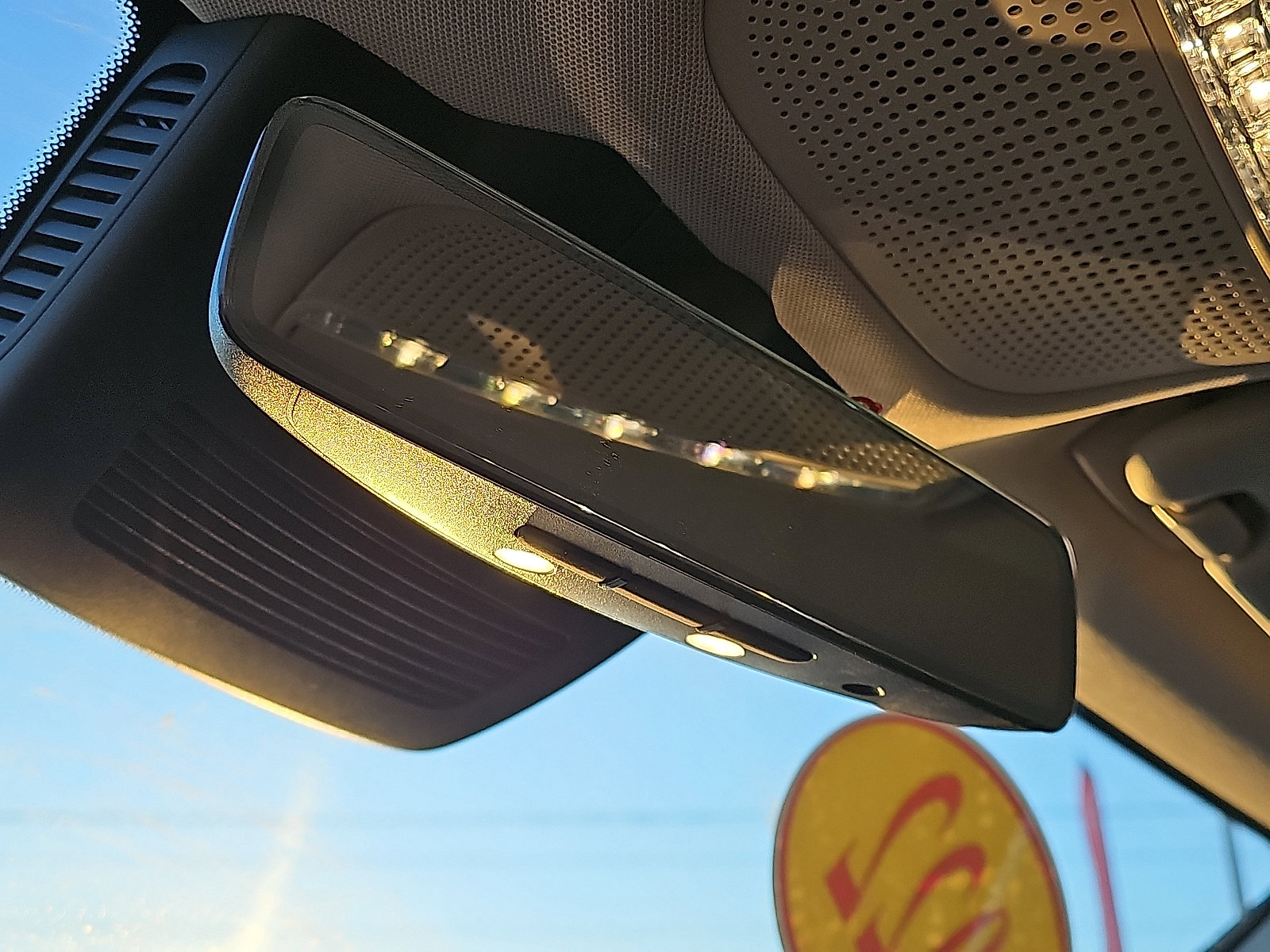 Used 2022 Mercedes-Benz GLC 300 4MATIC image 24