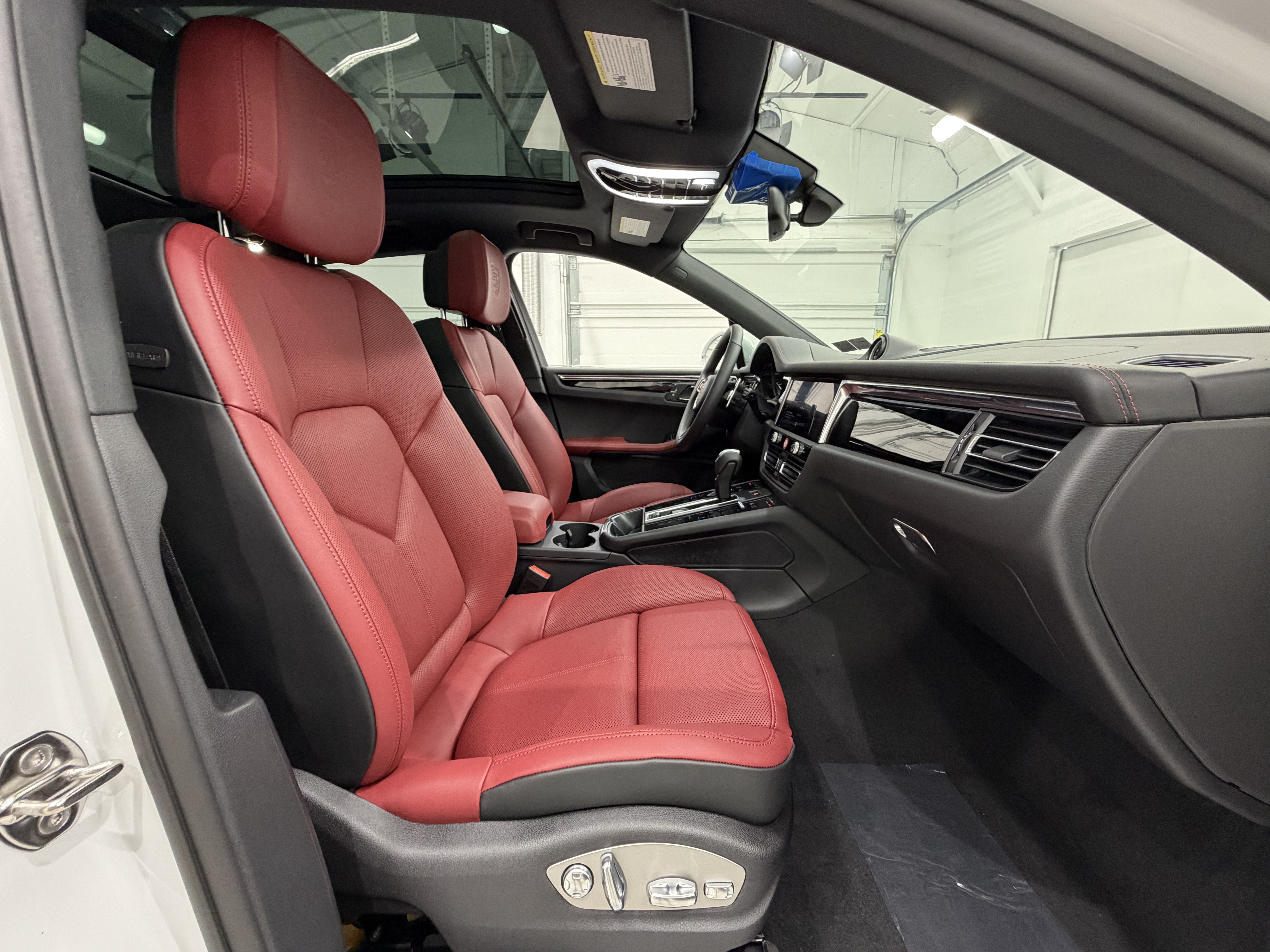 New 2026 Porsche Macan S AWD/4WD image 23