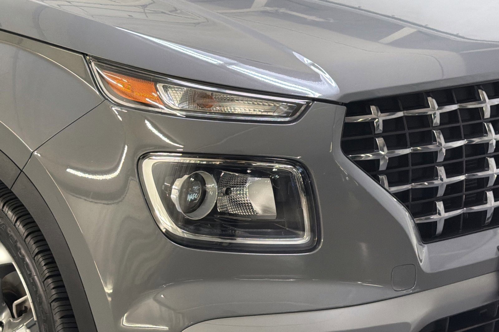 Used 2022 Hyundai Venue SEL image 10