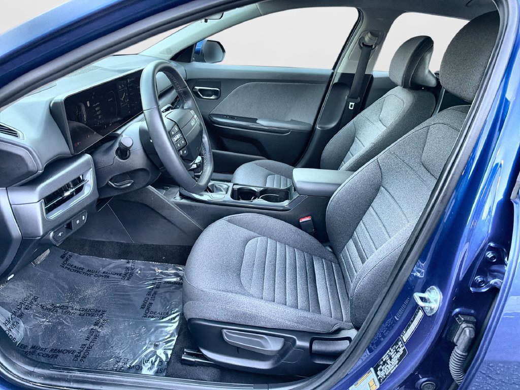 Used 2025 Kia K4 EX FWD image 18