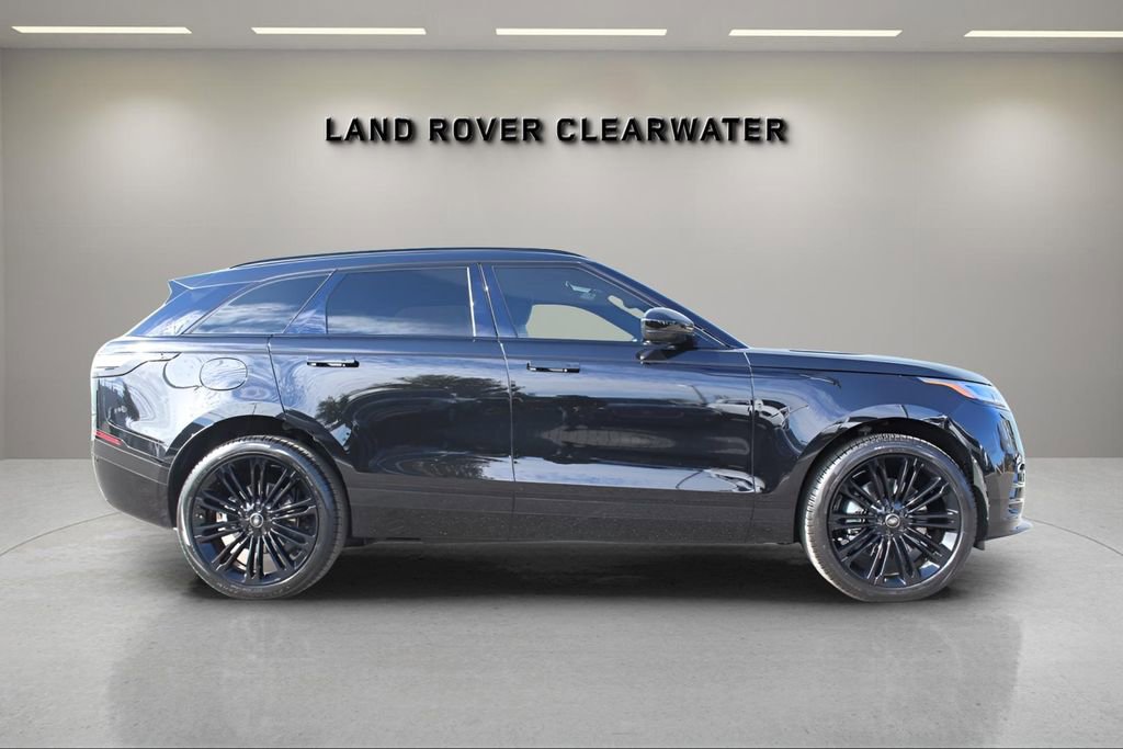 Used 2025 Land Rover Range Rover Velar Dynamic SE AWD/4WD image 6