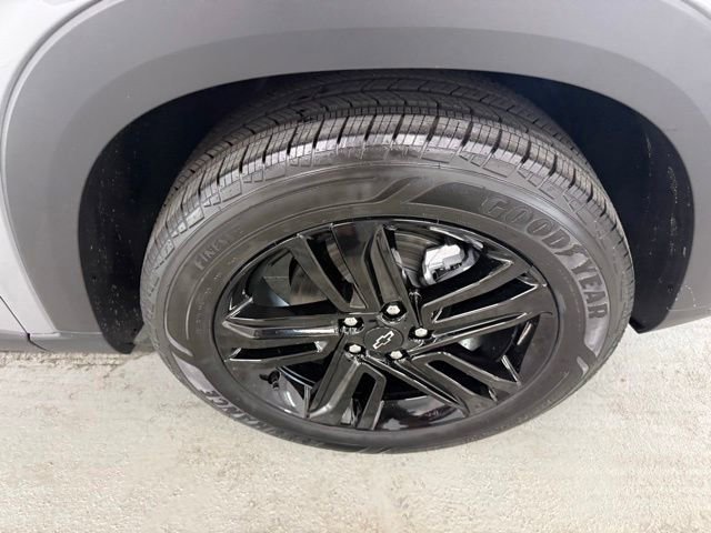 New 2026 Chevrolet Trax ACTIV w/ Sunroof Package FWD image 4