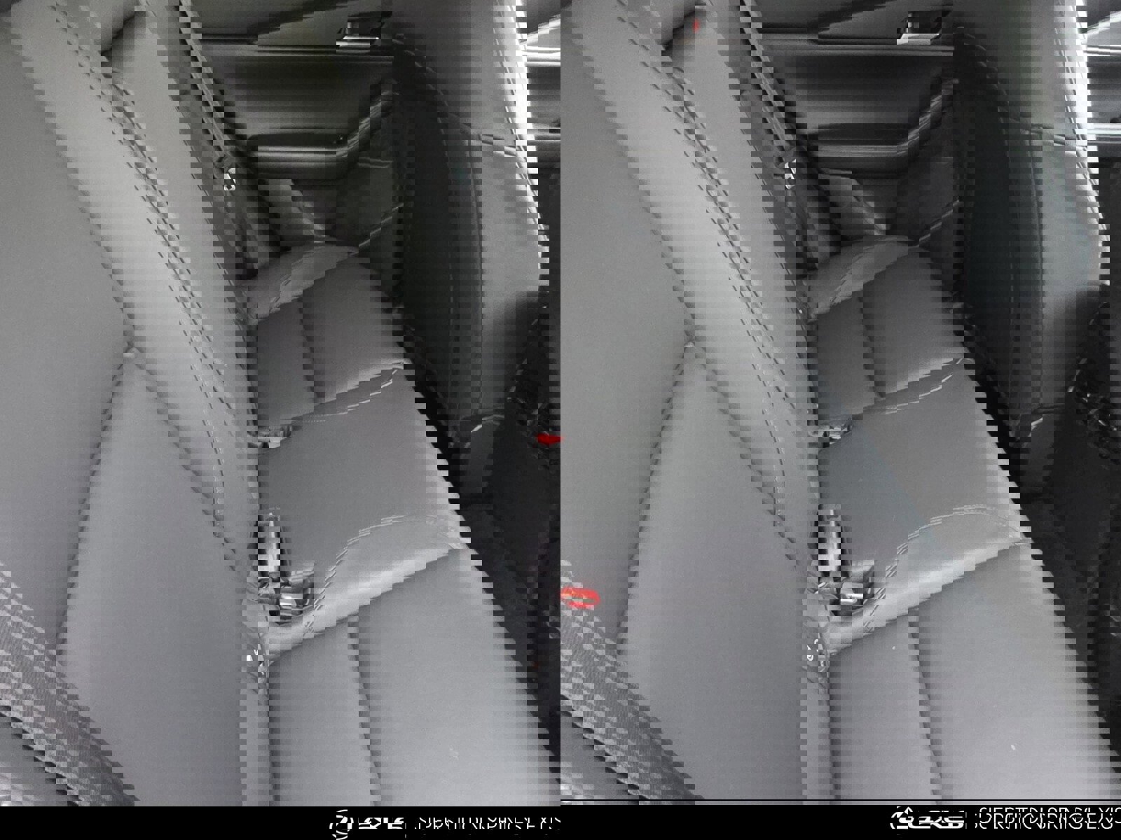 Used 2021 MAZDA CX-30 FWD 2.5 S w/ Select Package image 28