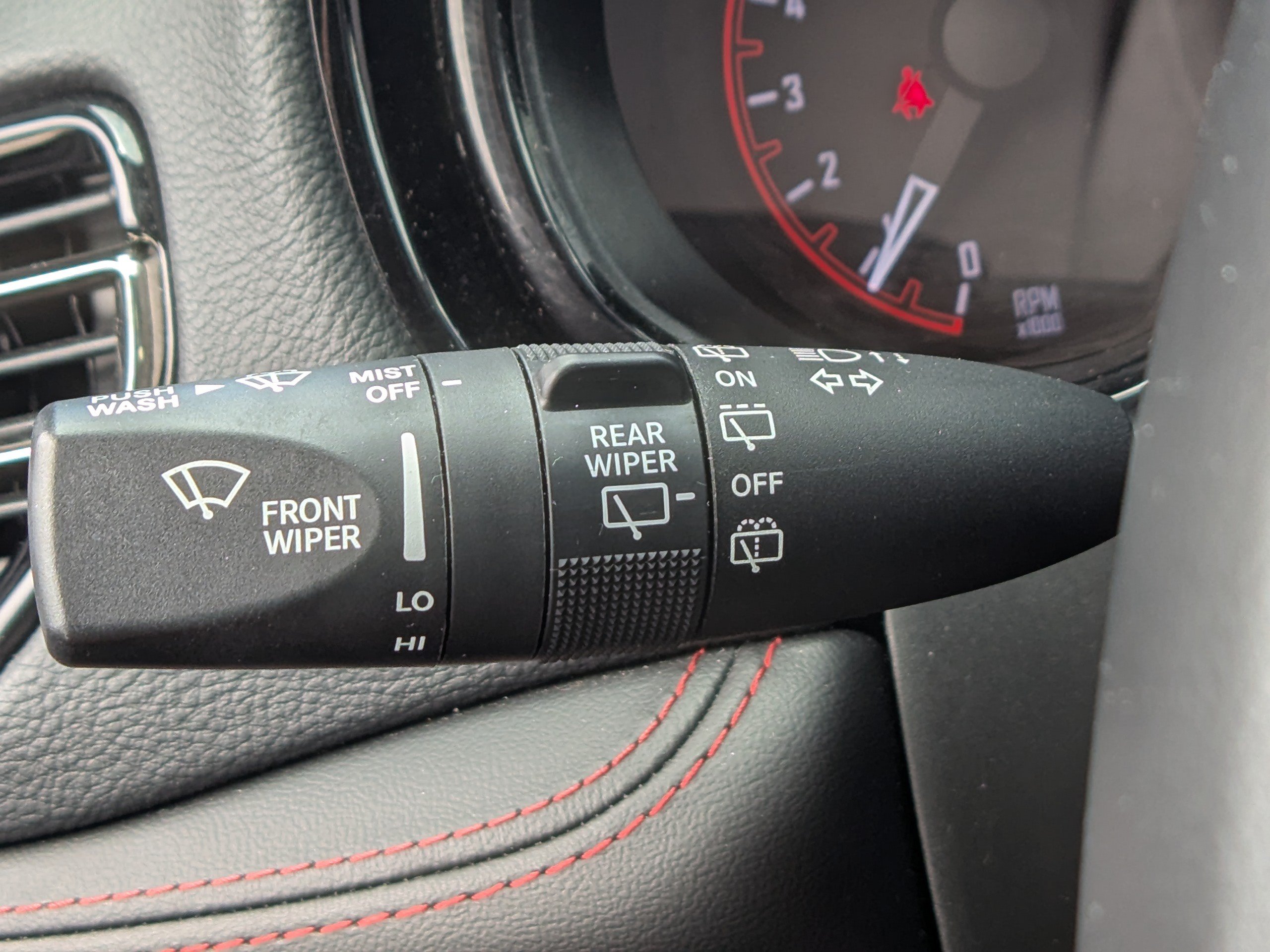 Used 2023 Dodge Durango GT AWD/4WD image 29