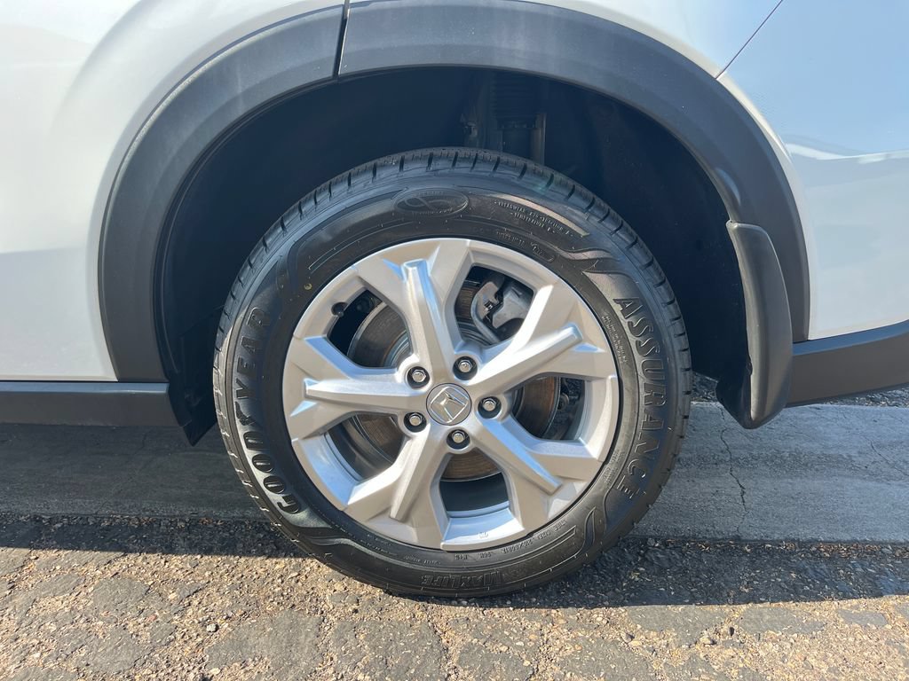 Certified 2024 Honda HR-V LX image 32