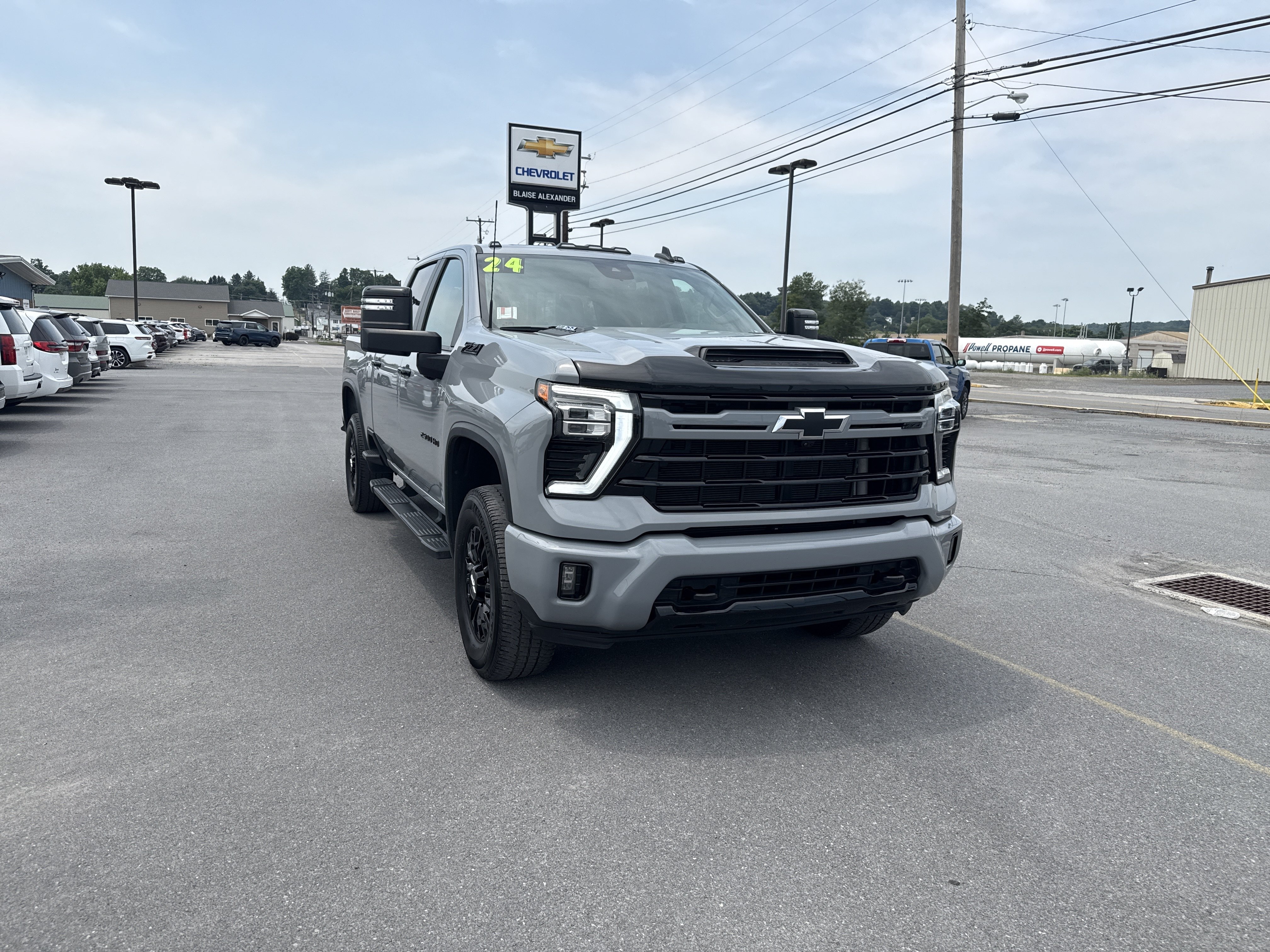 Used 2024 Chevrolet Silverado 2500 LT w/ Z71 Sport Edition AWD/4WD video 1
