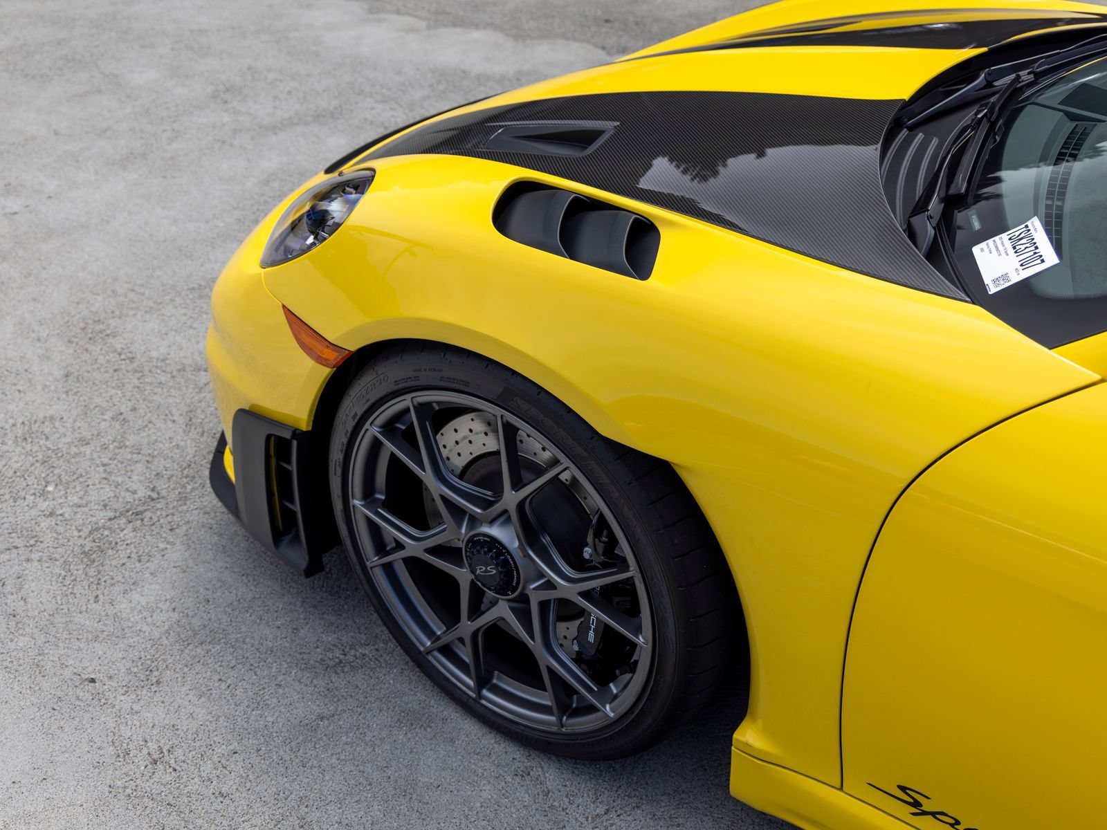 Certified 2025 Porsche 718 Boxster Spyder RS RWD image 20