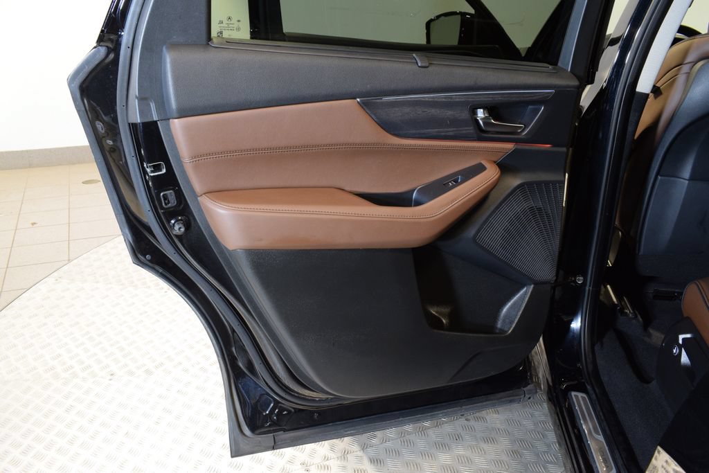 Used 2024 Acura MDX SH-AWD w/ Advance Package image 26