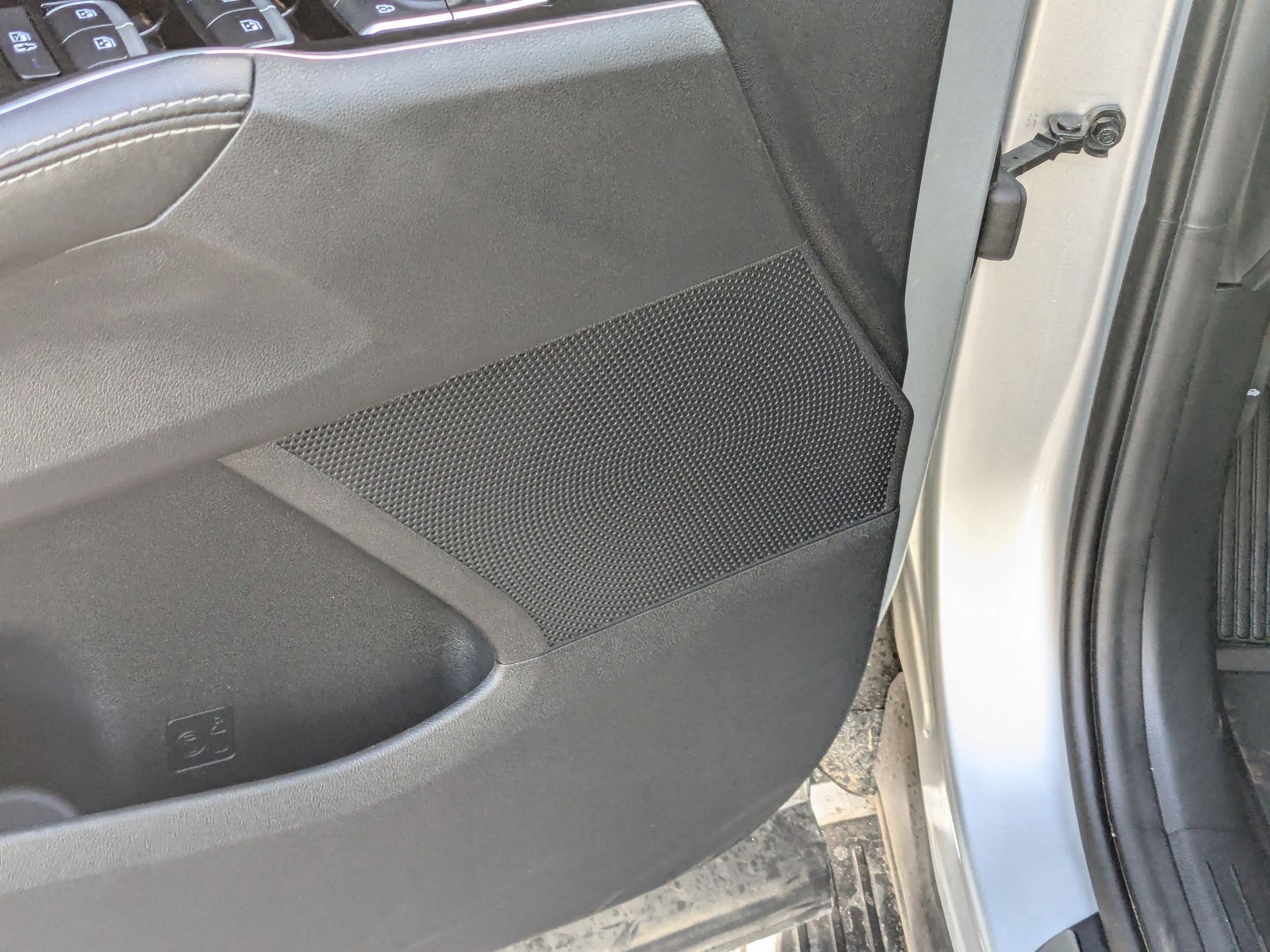 Used 2022 Kia Sorento SX image 15