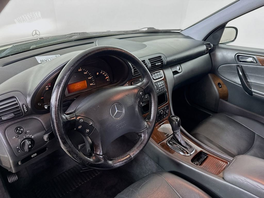 Used 2003 Mercedes-Benz C 240 Sedan image 10
