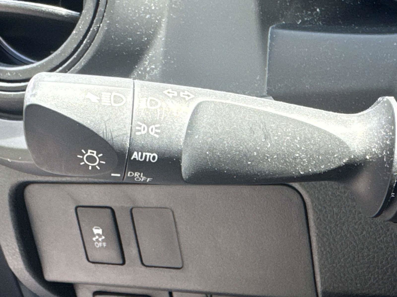 Certified 2023 Toyota Tacoma SR AWD/4WD image 22