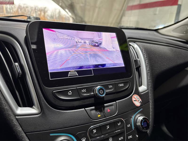 Used 2023 Chevrolet Malibu LT image 31