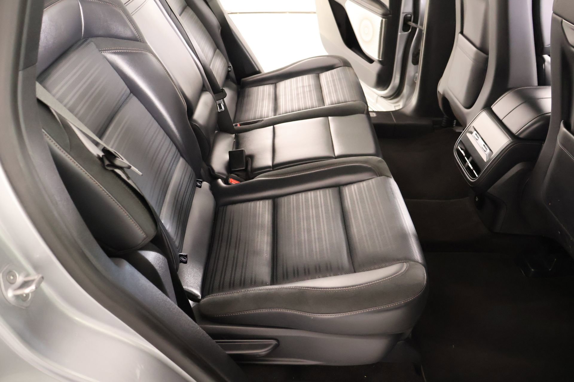 Used 2024 Lincoln Nautilus Reserve w/ Equipment Group 203A image 15