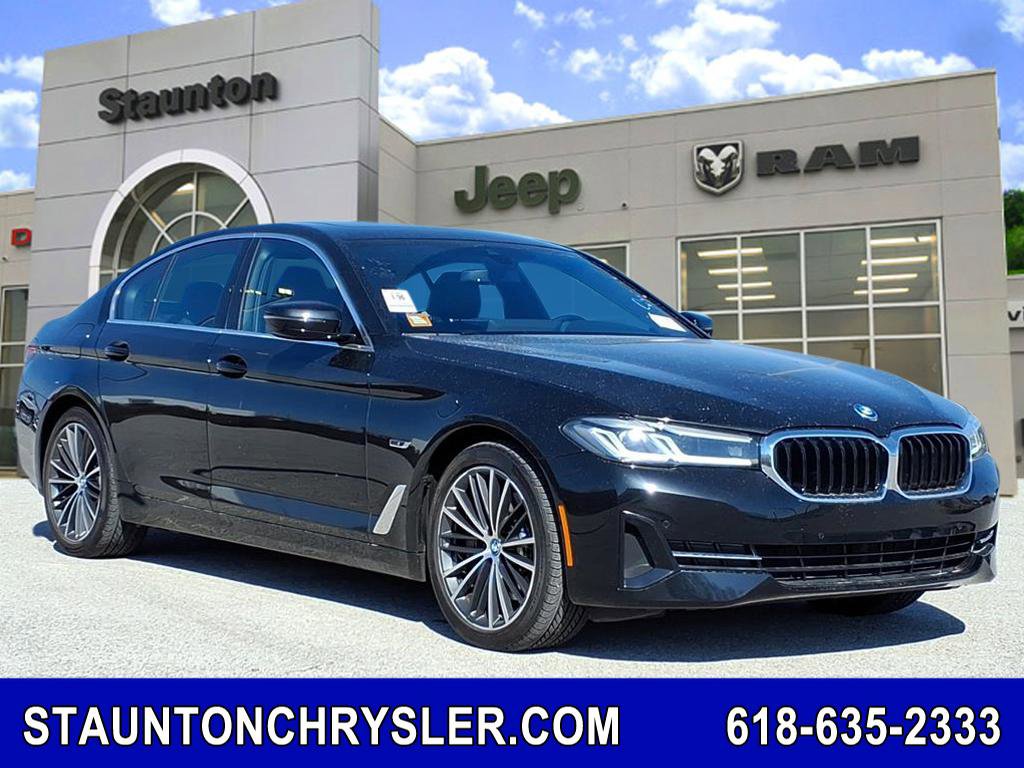 Used 2023 BMW 530e xDrive w/ Convenience Package image 1